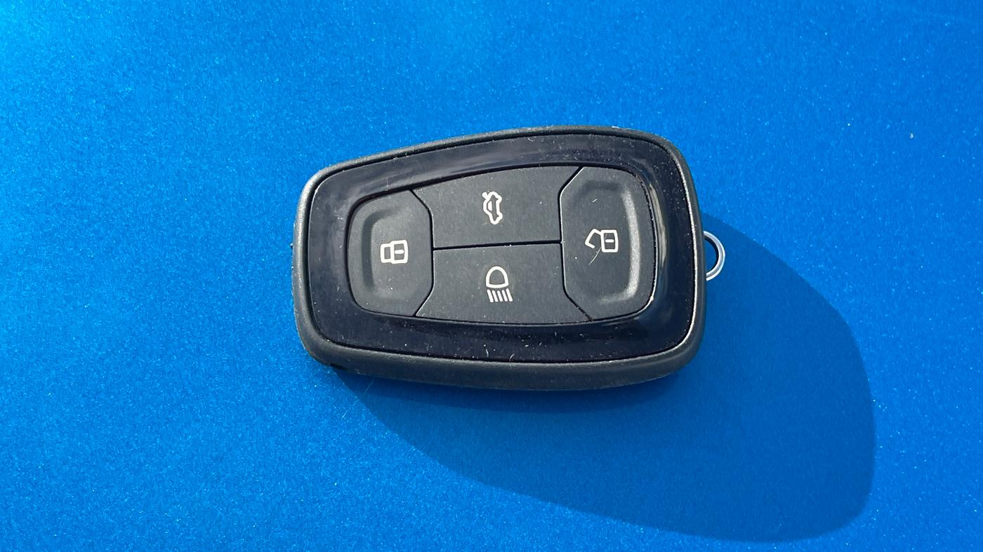 2022 Tata ALTROZ XZ DIESEL, Diesel, Manual, 95,070 km, Key Close Up