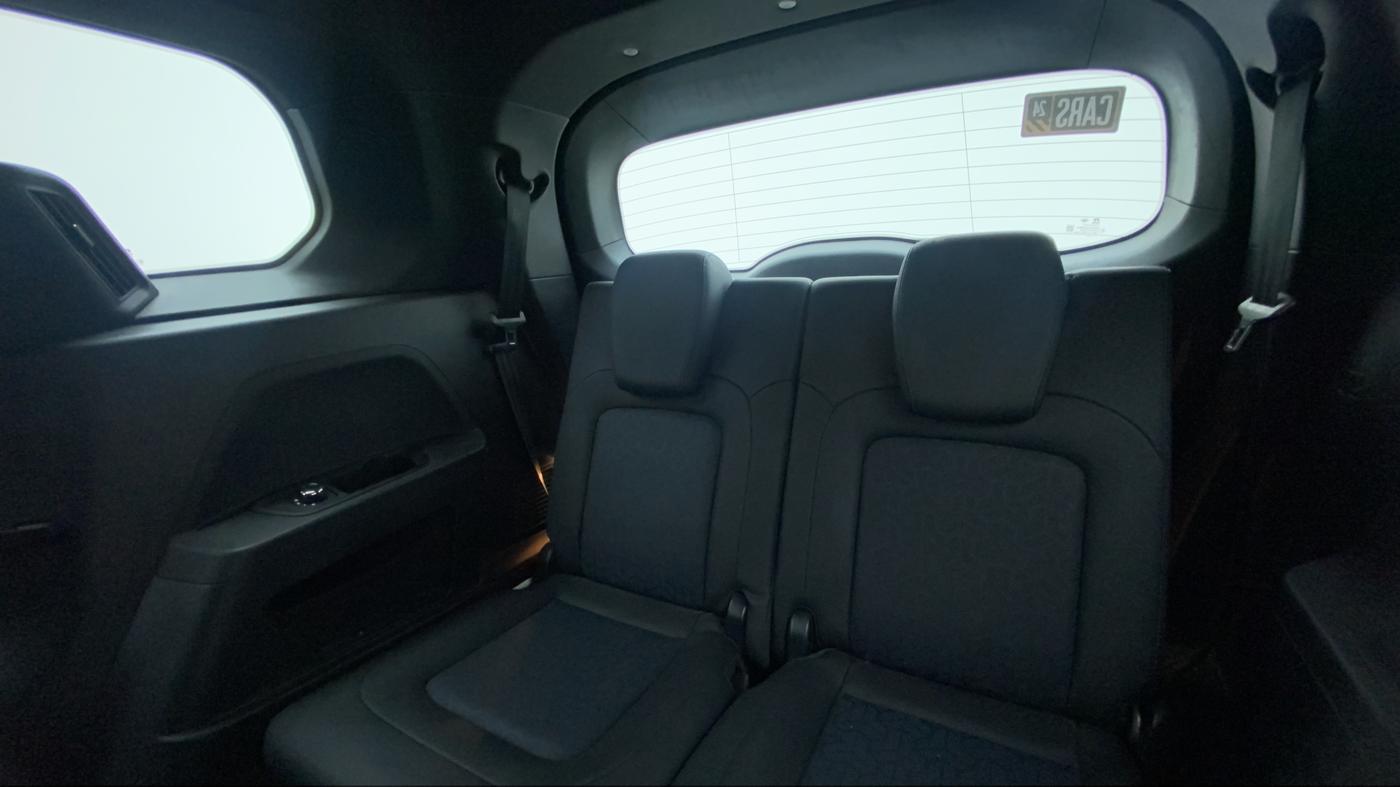 2022 Tata Safari XZ PLUS DARK EDITION, Diesel, Manual, 5,737 km, Third Seat Row ( optional )