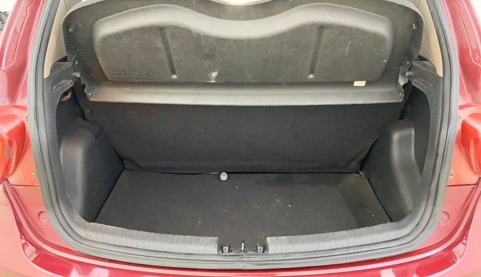 2015 Hyundai Grand i10 ASTA 1.2 KAPPA VTVT, Petrol, Manual, 35,957 km, Boot Inside