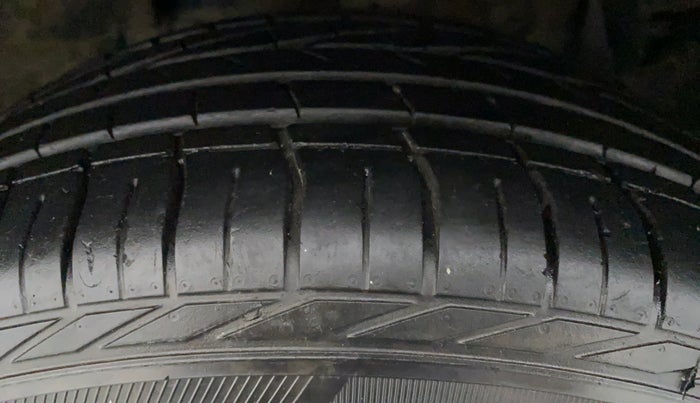 2020 Tata NEXON XZA+ (O) 1.2 RTN, Petrol, Automatic, 12,119 km, Left Front Tyre Tread