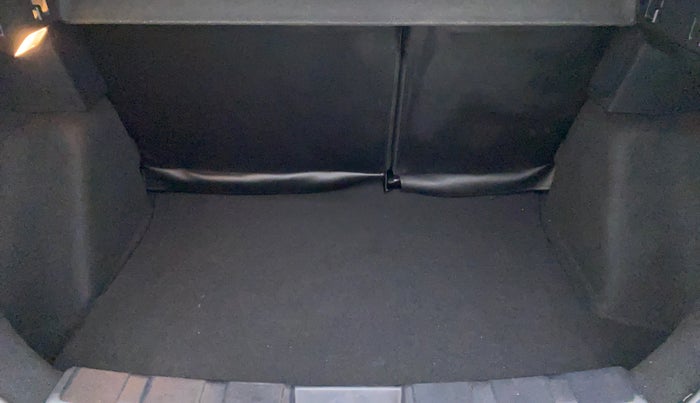 2020 Tata NEXON XZA+ (O) 1.2 RTN, Petrol, Automatic, 12,119 km, Boot Inside