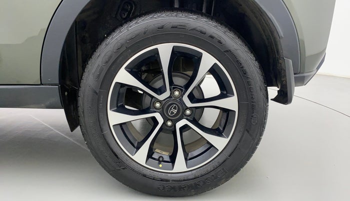 2020 Tata NEXON XZA+ (O) 1.2 RTN, Petrol, Automatic, 12,119 km, Left Rear Wheel