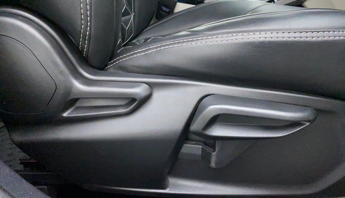 2020 Tata NEXON XZA+ (O) 1.2 RTN, Petrol, Automatic, 12,119 km, Driver Side Adjustment Panel