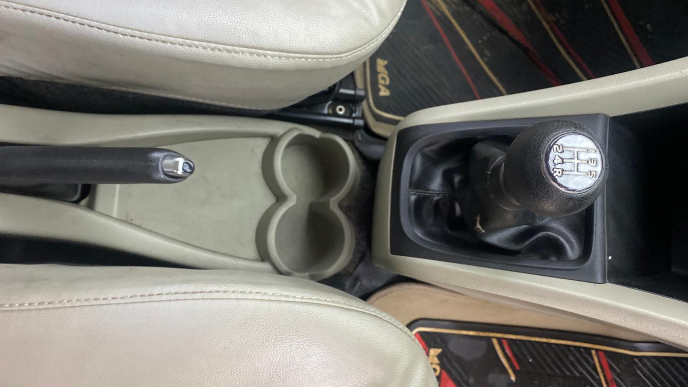 2017 Maruti Celerio VXI, CNG, Manual, 99,158 km, Gear Lever