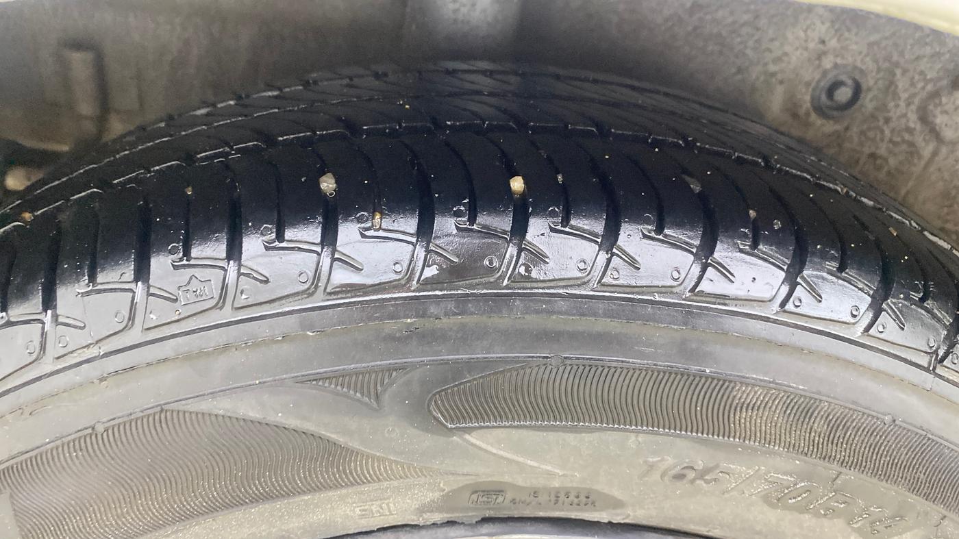 2017 Maruti Celerio VXI, CNG, Manual, 99,158 km, Right Rear Tyre Tread