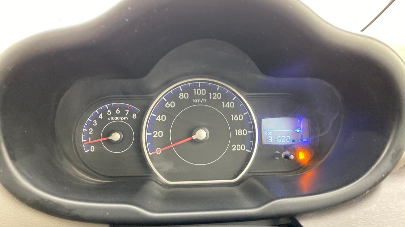 2016 Hyundai i10 MAGNA 1.1, CNG, Manual, 1,31,515 km, Odometer Image