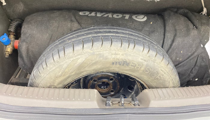 2016 Hyundai i10 MAGNA 1.1, CNG, Manual, 1,31,580 km, Spare Tyre