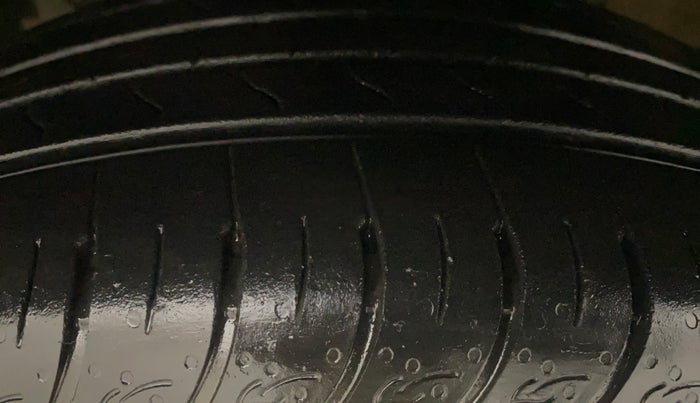 2021 KIA SELTOS HTK PLUS 1.5 IMT, Petrol, Manual, 69,318 km, Left Front Tyre Tread