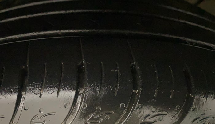 2021 KIA SELTOS HTK PLUS 1.5 IMT, Petrol, Manual, 69,318 km, Right Front Tyre Tread