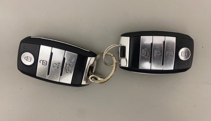 2021 KIA SELTOS HTK PLUS 1.5 IMT, Petrol, Manual, 69,318 km, Key Close Up