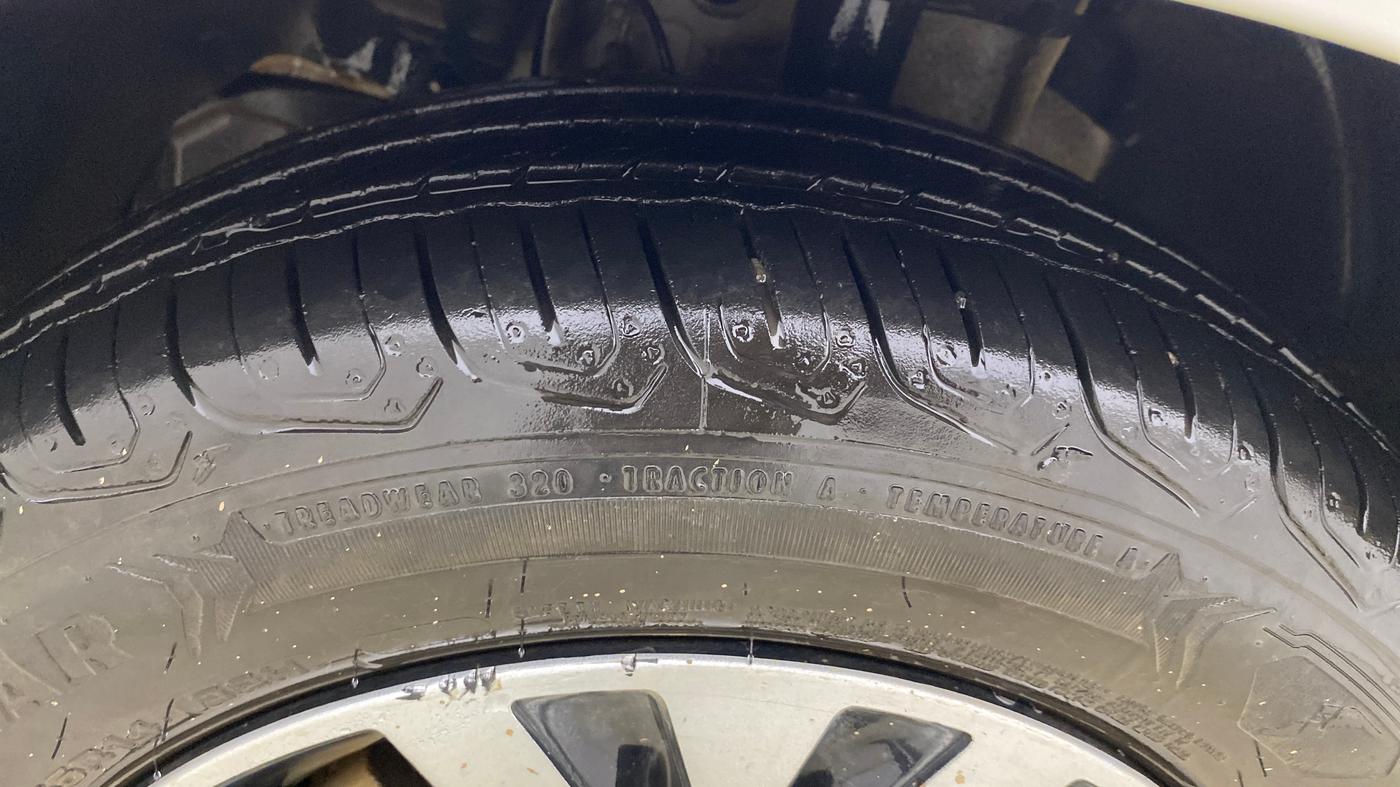 2024 Tata Tiago XT (O) PETROL, Petrol, Manual, 16,987 km, Left Front Tyre Tread