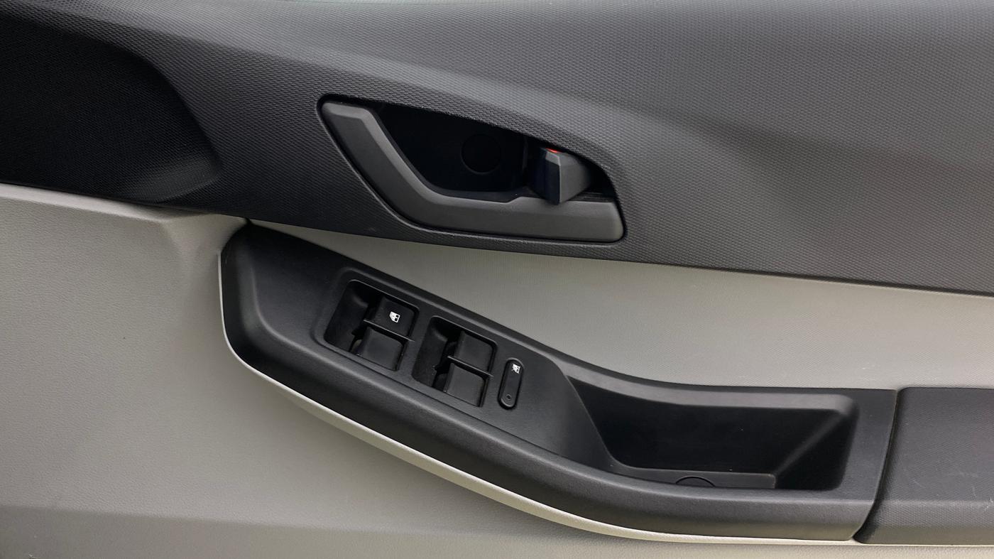 2024 Tata Tiago XT (O) PETROL, Petrol, Manual, 16,987 km, Driver Side Door Panels Control
