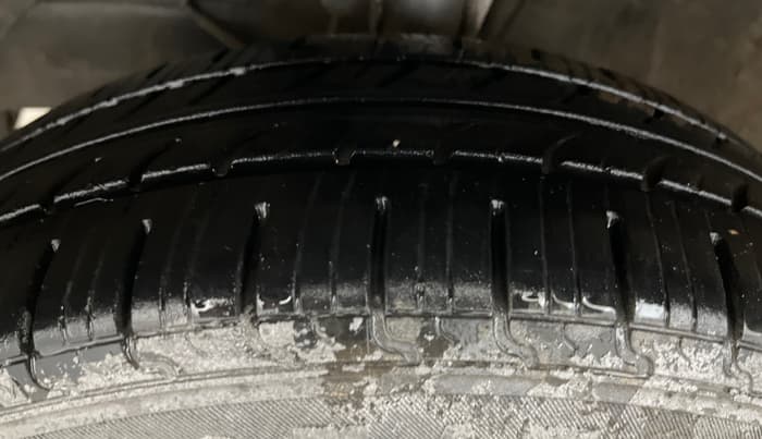 2021 Maruti Baleno DELTA PETROL 1.2, Petrol, Manual, 57,620 km, Left Front Tyre Tread