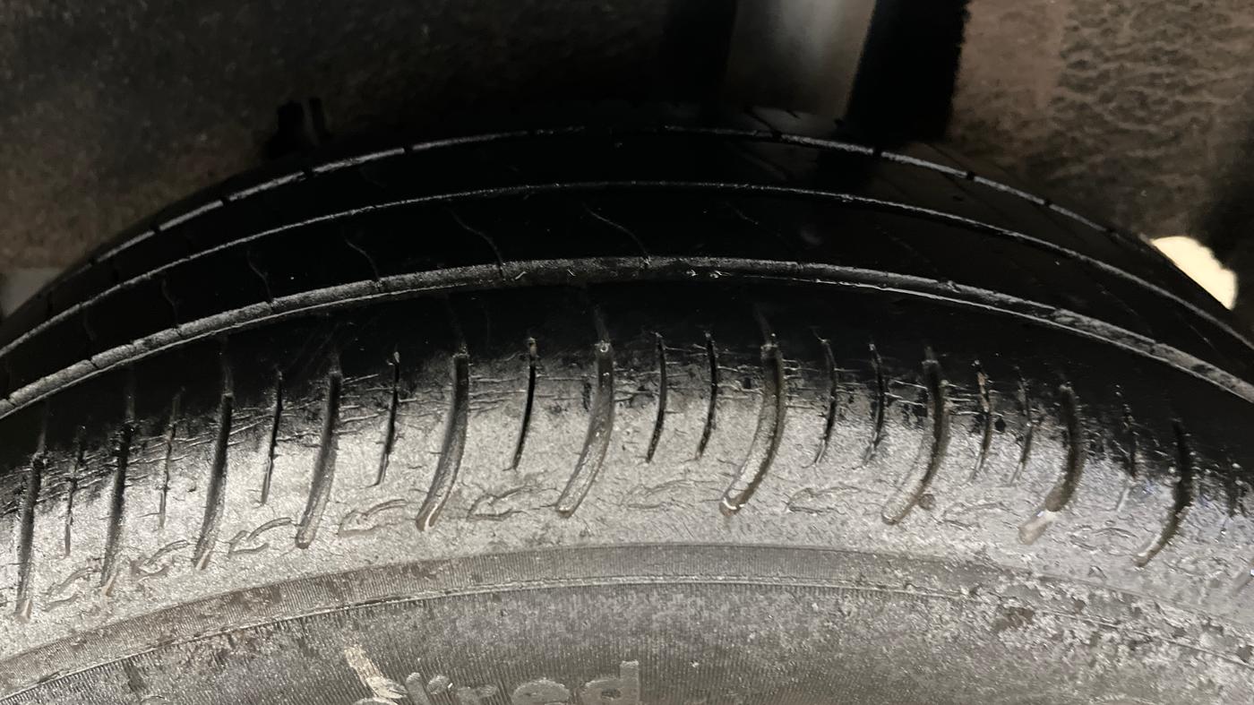 2021 Maruti Baleno DELTA PETROL 1.2, Petrol, Manual, 57,620 km, Left Rear Tyre Tread