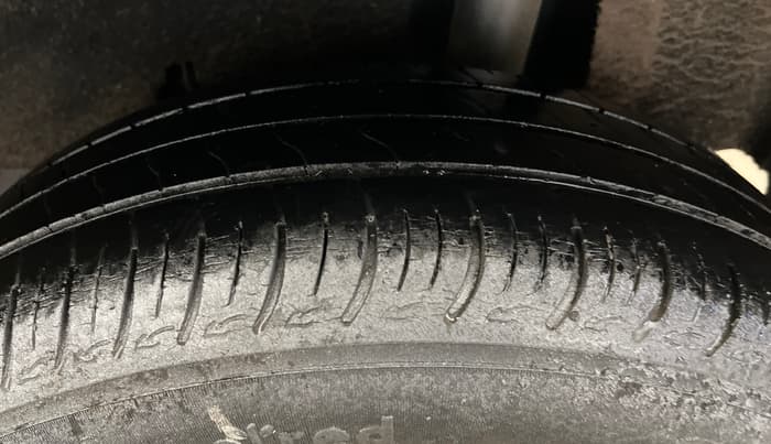 2021 Maruti Baleno DELTA PETROL 1.2, Petrol, Manual, 57,620 km, Left Rear Tyre Tread