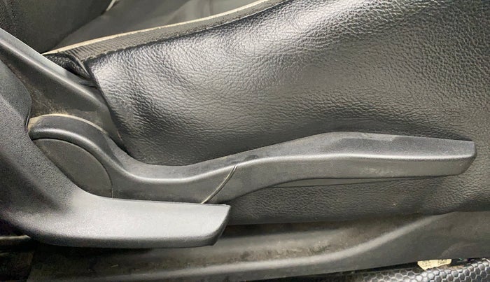 2018 Maruti Swift VXI AMT, Petrol, Automatic, 1,46,570 km, Driver Side Adjustment Panel