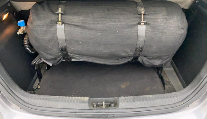 2012 Hyundai i20 SPORTZ 1.2, CNG, Manual, 52,162 km, Boot Inside