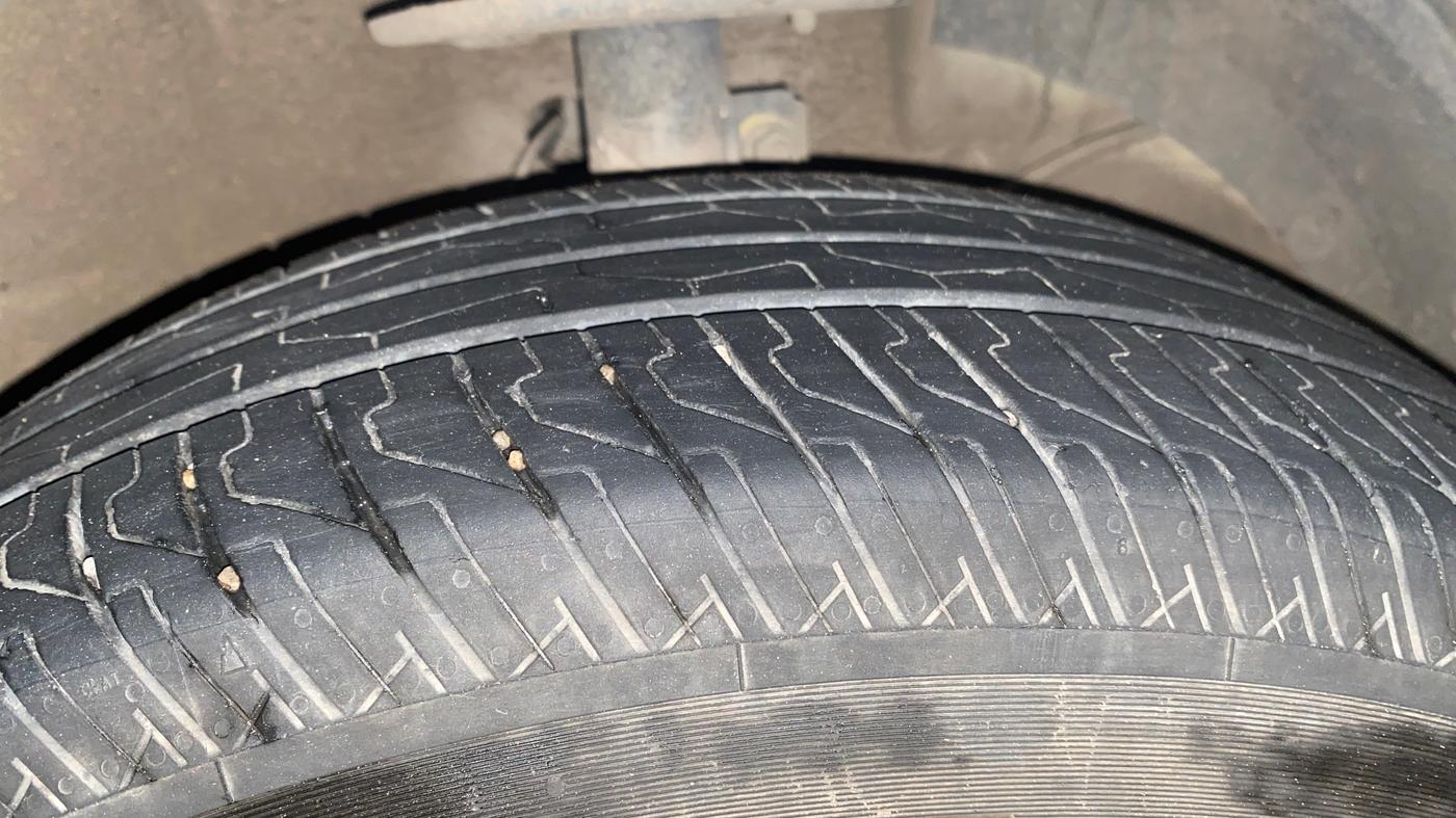 2019 Maruti XL6 ALPHA MT, Petrol, Manual, 94,659 km, Right Front Tyre Tread