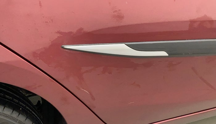 2015 Maruti Ciaz VXI+, Petrol, Manual, 17,004 km, Right rear door - Minor scratches