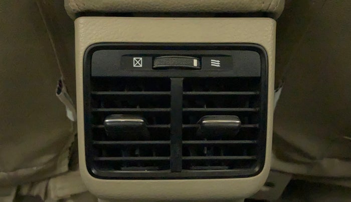 2015 Maruti Ciaz VXI+, Petrol, Manual, 17,004 km, Rear AC Vents