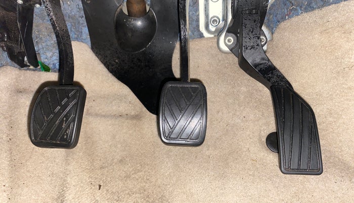 2013 Maruti Swift Dzire VDI, Diesel, Manual, 30,259 km, Pedals