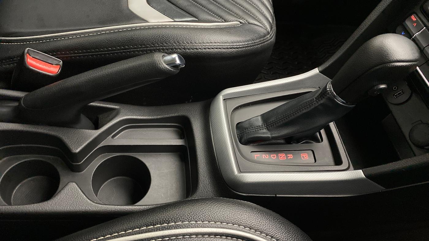 2020 Maruti Vitara Brezza ZXI+ AT SHVS DUAL TONE, Petrol, Automatic, 30,051 km, Gear Lever