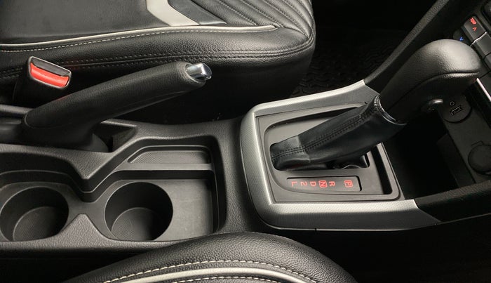 2020 Maruti Vitara Brezza ZXI+ AT SHVS DUAL TONE, Petrol, Automatic, 30,051 km, Gear Lever