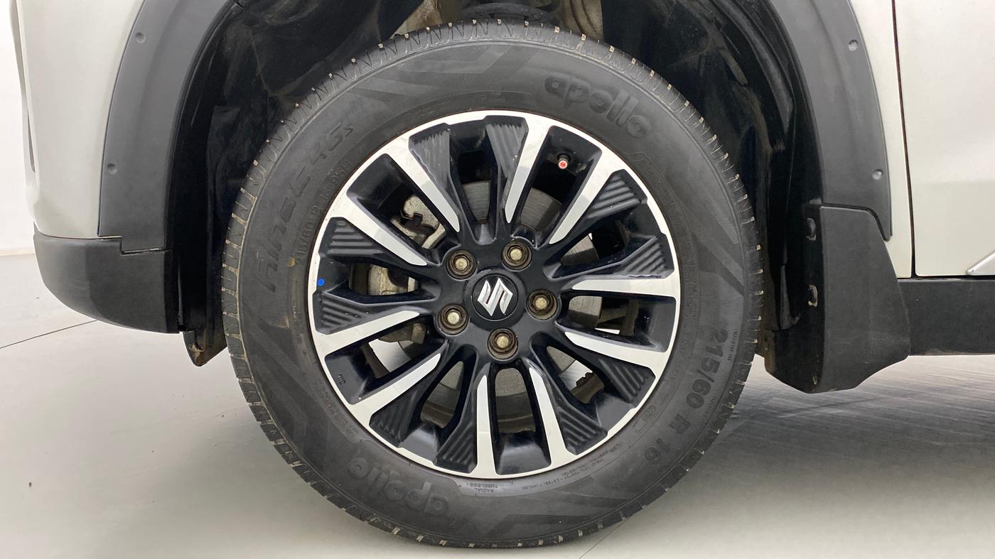 2020 Maruti Vitara Brezza ZXI+ AT SHVS DUAL TONE, Petrol, Automatic, 30,051 km, Left Front Wheel
