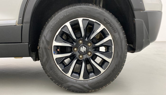 2020 Maruti Vitara Brezza ZXI+ AT SHVS DUAL TONE, Petrol, Automatic, 30,051 km, Left Rear Wheel