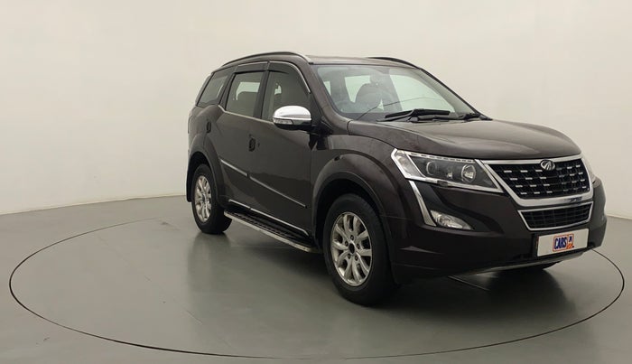 2018 Mahindra XUV500 W11, Diesel, Manual, 1,19,911 km, Right Front Diagonal