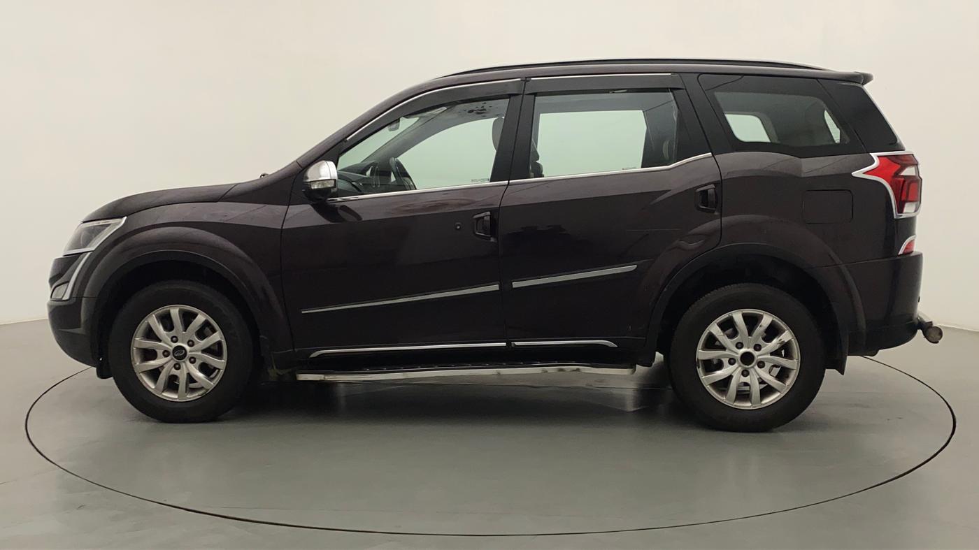 2018 Mahindra XUV500 W11, Diesel, Manual, 1,19,911 km, Left Side