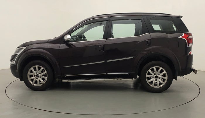 2018 Mahindra XUV500 W11, Diesel, Manual, 1,19,911 km, Left Side
