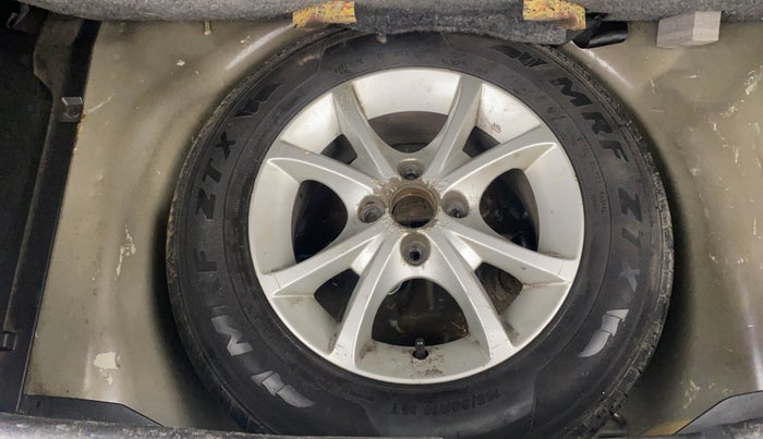 2017 Maruti Swift VXI, Petrol, Manual, 96,277 km, Spare Tyre