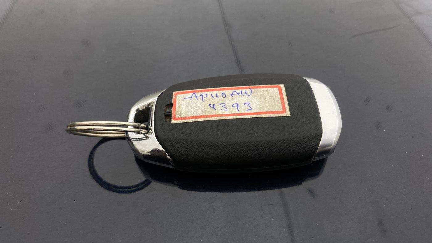 2023 Hyundai Verna SX 1.5 l MPI, Petrol, Manual, 28,498 km, Key Close Up