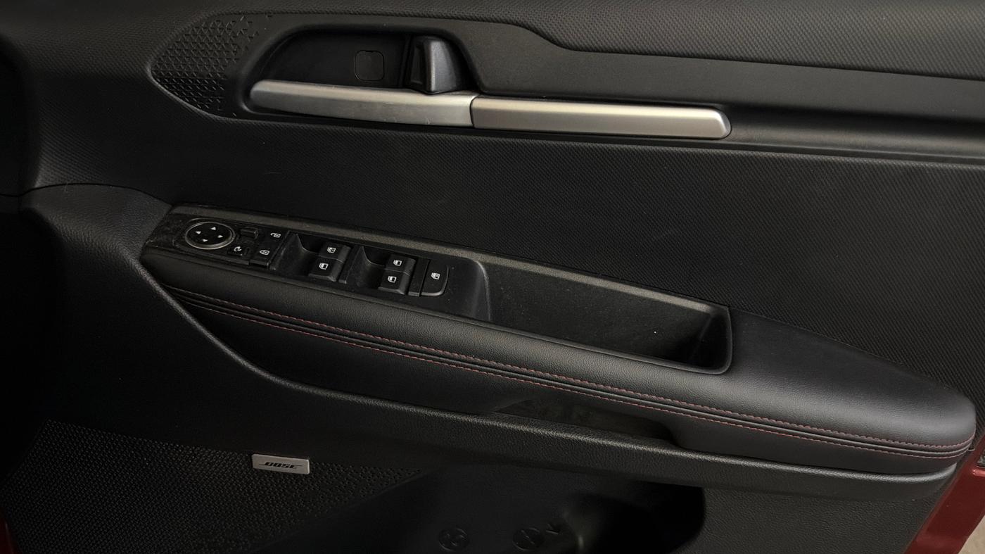 2020 KIA SONET GTX PLUS 1.0 DCT, Petrol, Automatic, 74,118 km, Driver Side Door Panels Control