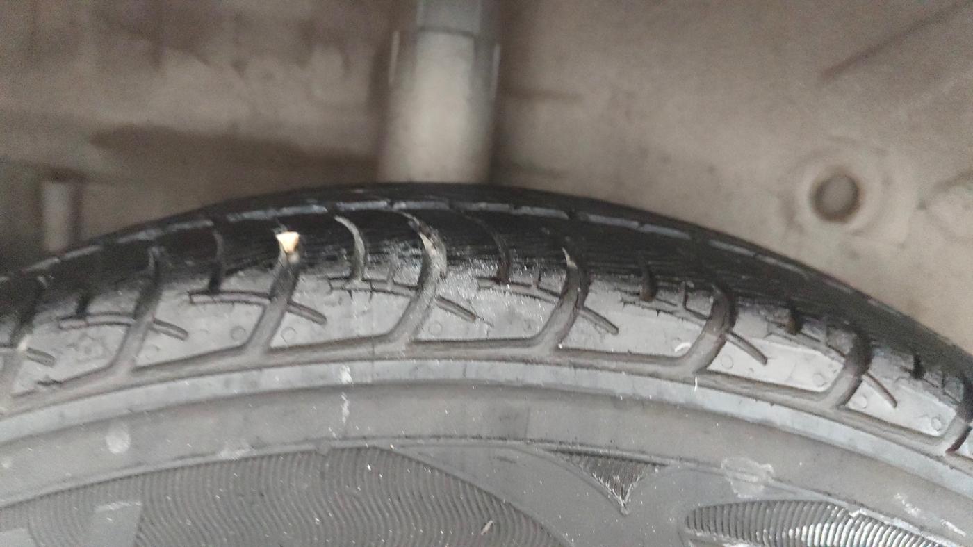 2014 Maruti Celerio VXI, Petrol, Manual, 1,27,819 km, Right Rear Tyre Tread