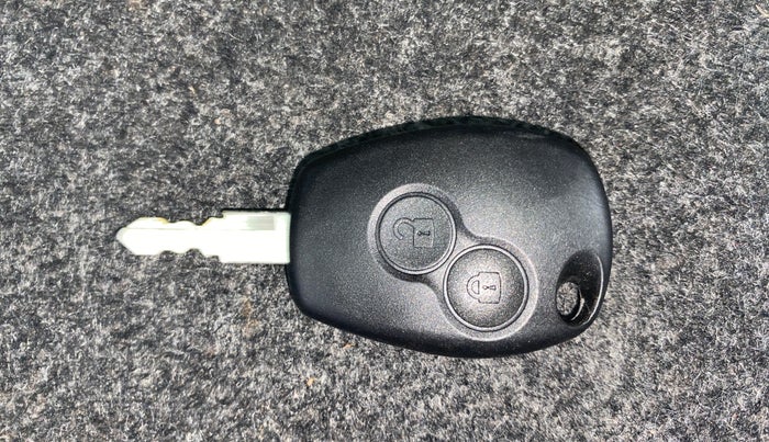 2021 Renault Kwid RXT 1.0 AMT (O), Petrol, Automatic, 58,532 km, Key Close Up