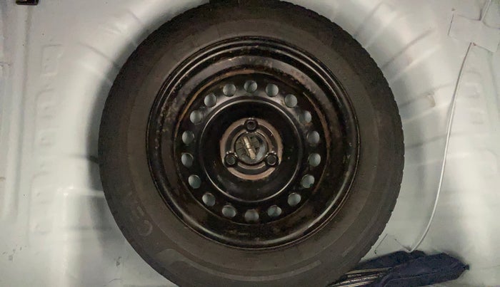 2021 Renault Kwid RXT 1.0 AMT (O), Petrol, Automatic, 58,532 km, Spare Tyre