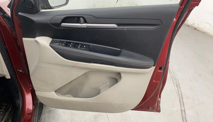 2021 KIA SONET HTX 1.0 IMT, Petrol, Manual, 40,355 km, Driver Side Door Panels Control