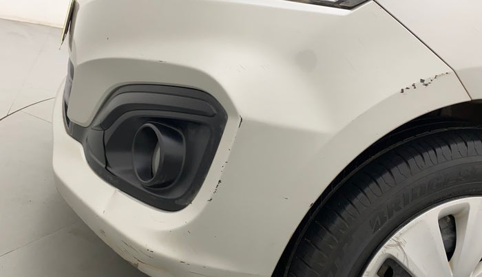 2016 Maruti Ertiga VDI SHVS, Diesel, Manual, 1,11,098 km, Front bumper - Minor scratches