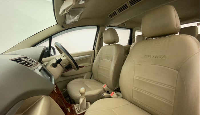 2016 Maruti Ertiga VDI SHVS, Diesel, Manual, 1,11,098 km, Right Side Front Door Cabin