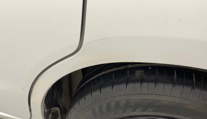 2016 Maruti Ertiga VDI SHVS, Diesel, Manual, 1,11,098 km, Left quarter panel - Minor scratches