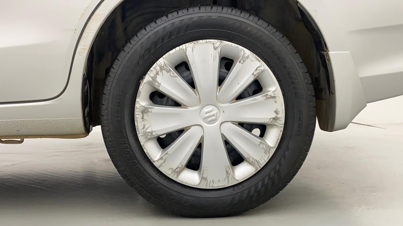2016 Maruti Ertiga VDI SHVS, Diesel, Manual, 1,11,098 km, Left Rear Wheel