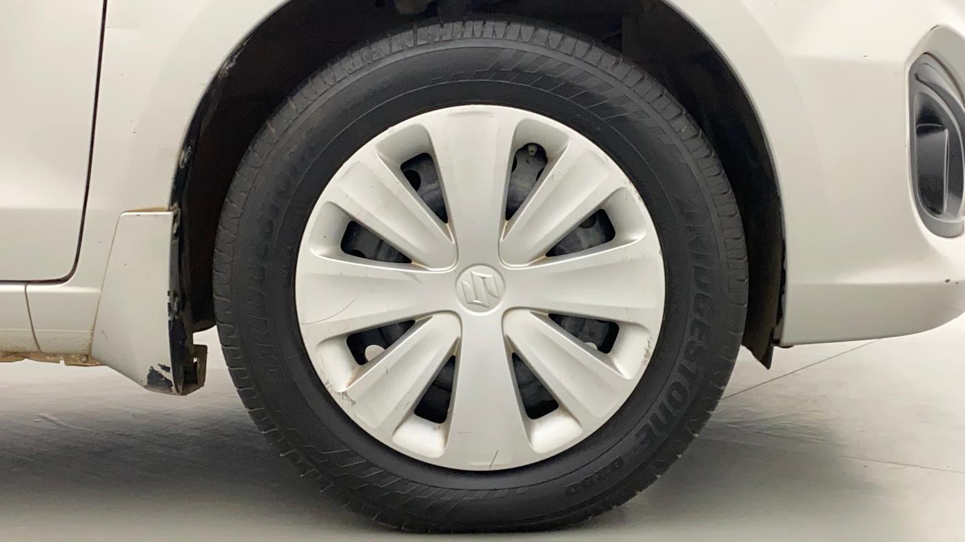 2016 Maruti Ertiga VDI SHVS, Diesel, Manual, 1,11,098 km, Right Front Wheel