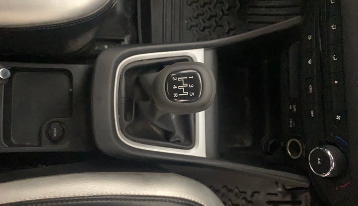 2023 Tata PUNCH ACCOMPLISHED DAZZLE SUNROOF CNG MT, CNG, Manual, 42,835 km, Gear Lever