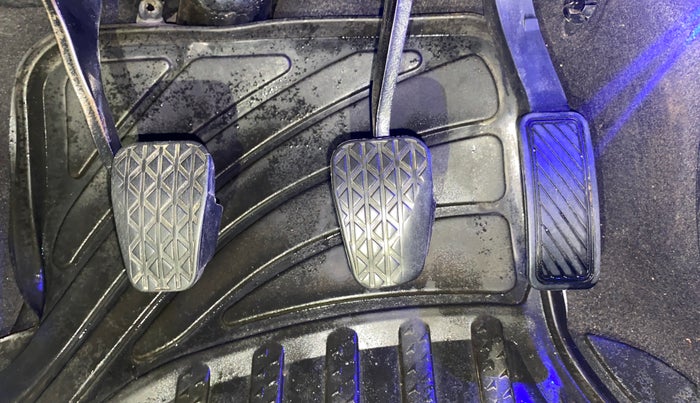 2017 Ford New Figo TITANIUM1.5 DIESEL, Diesel, Manual, 99,258 km, Pedals