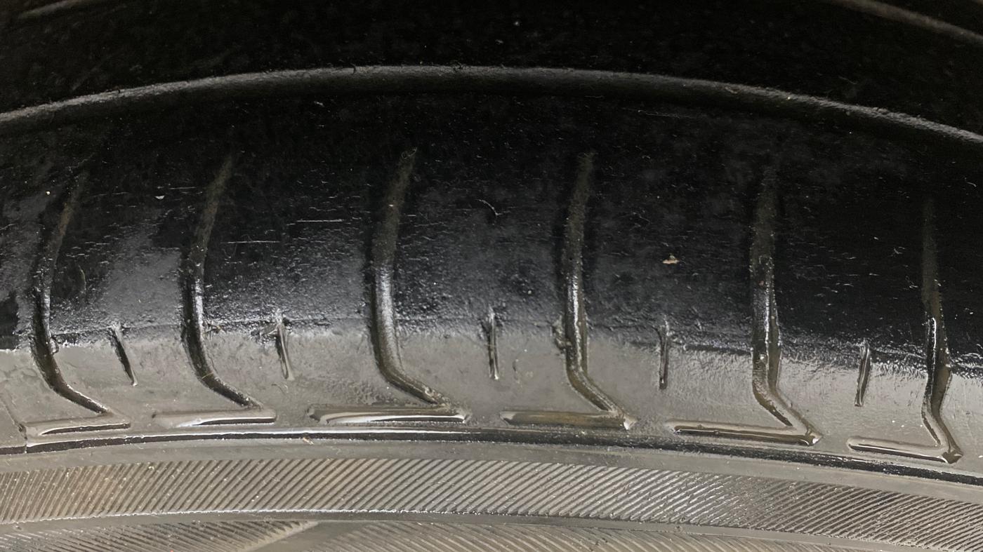 2017 Ford New Figo TITANIUM1.5 DIESEL, Diesel, Manual, 99,176 km, Left Rear Tyre Tread