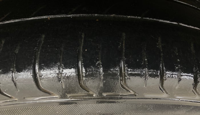 2017 Ford New Figo TITANIUM1.5 DIESEL, Diesel, Manual, 99,258 km, Right Rear Tyre Tread