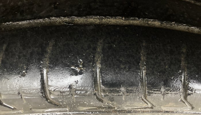 2017 Ford New Figo TITANIUM1.5 DIESEL, Diesel, Manual, 99,258 km, Left Front Tyre Tread