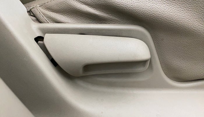 2014 Maruti Swift Dzire VXI, Petrol, Manual, 87,291 km, Driver Side Adjustment Panel